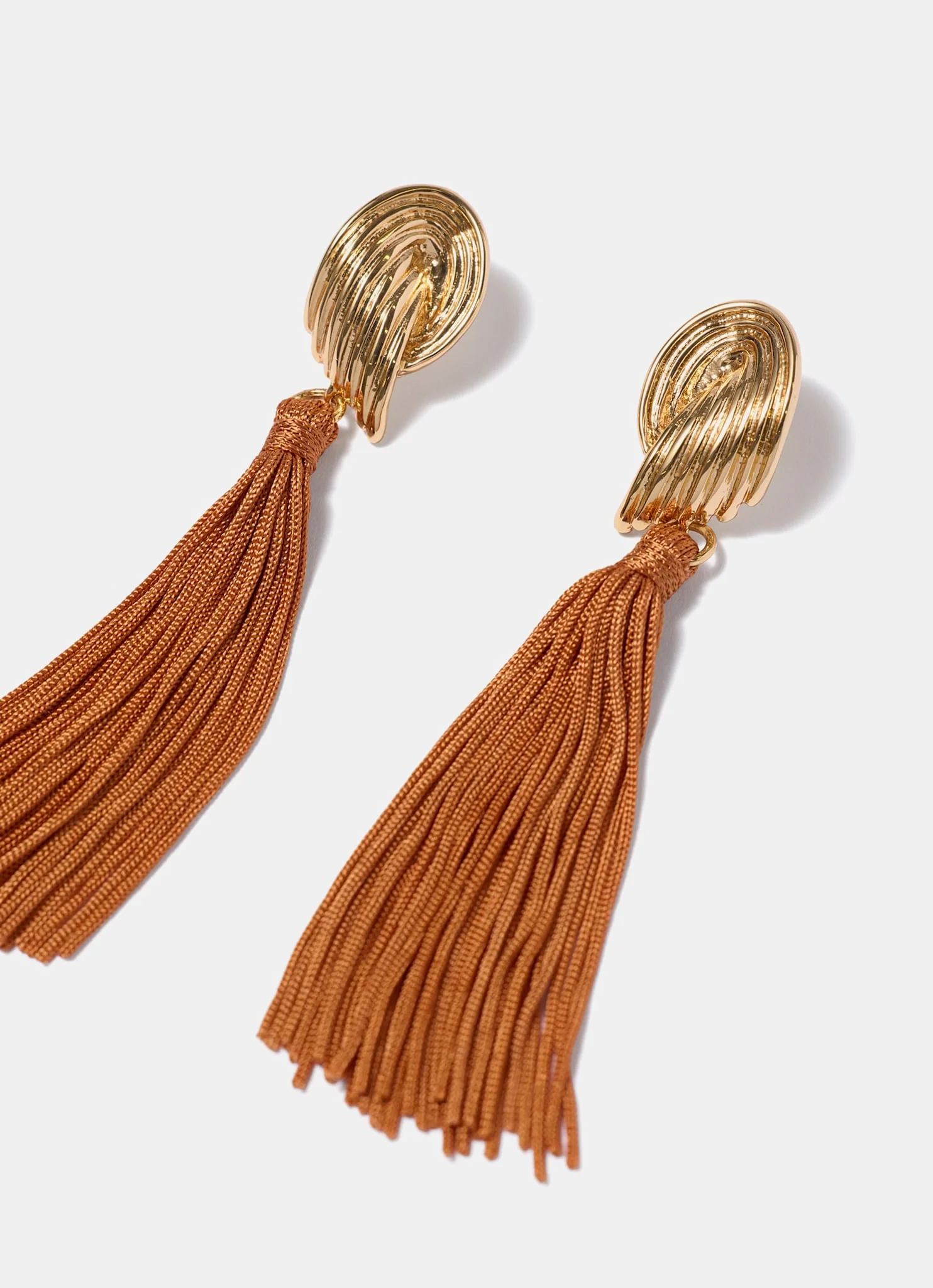 Gold Tone Ridged Wing Tassel Earrings - Image 4