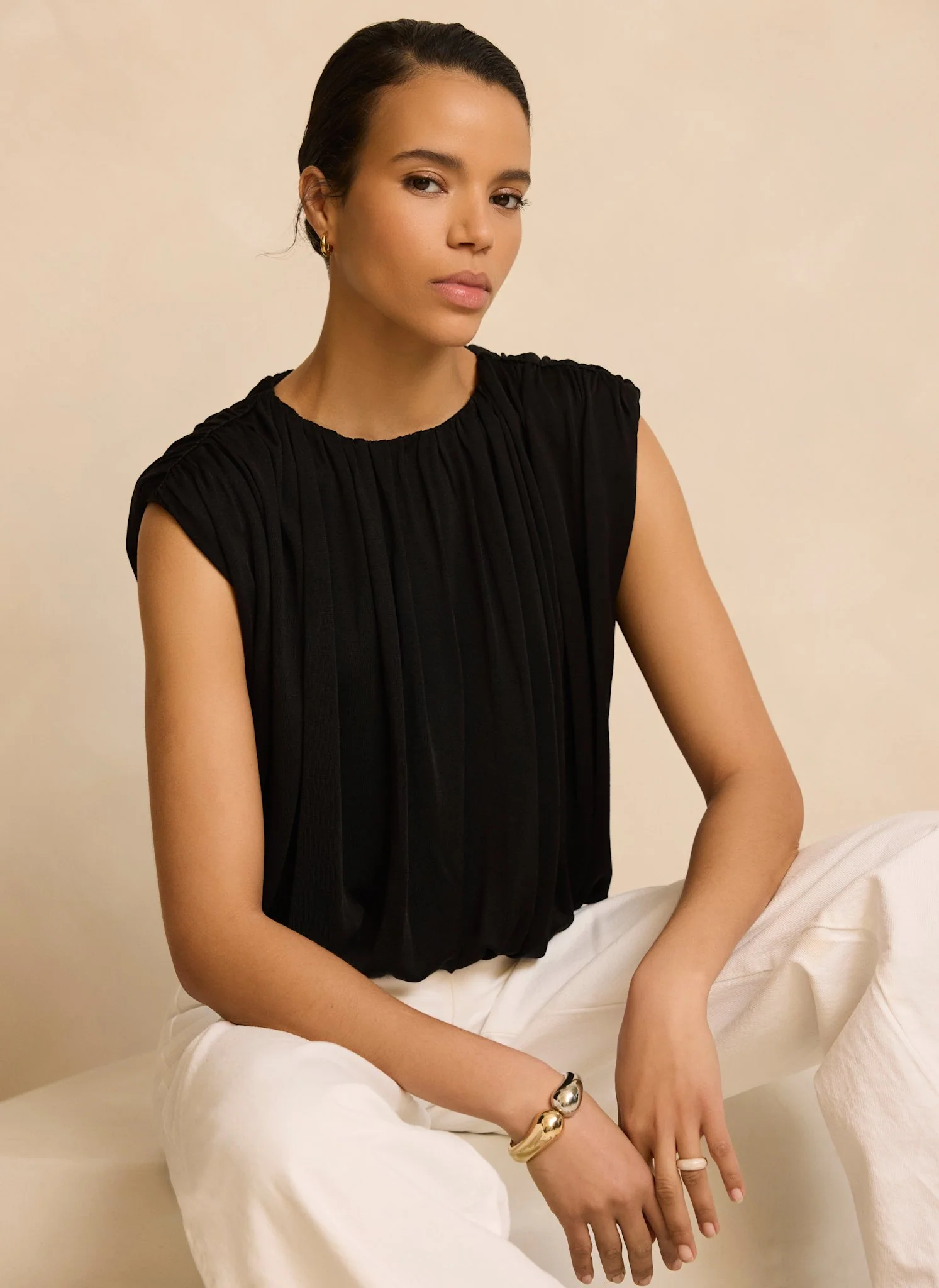 Black Pleated Bubble Hem Top - Image 3