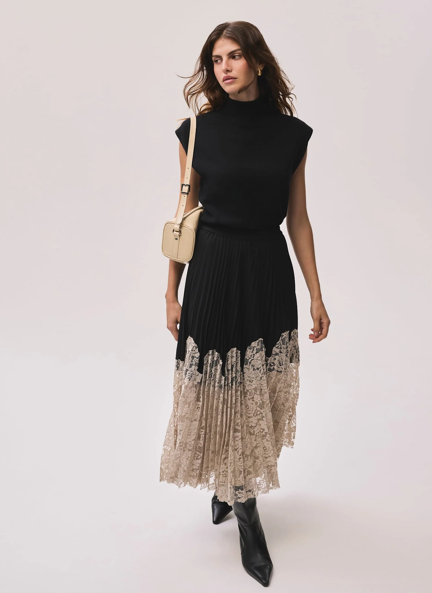 Black Pleated Lace Hem Midi Skirt - Image 3