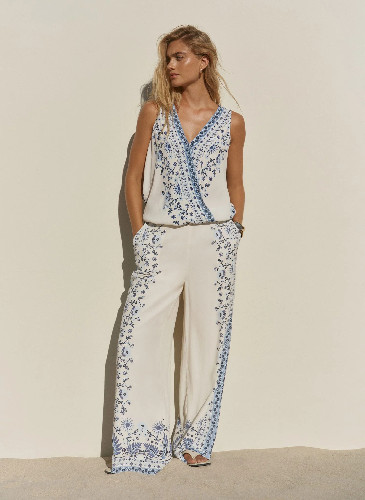 Blue Floral Print Top - Image 5