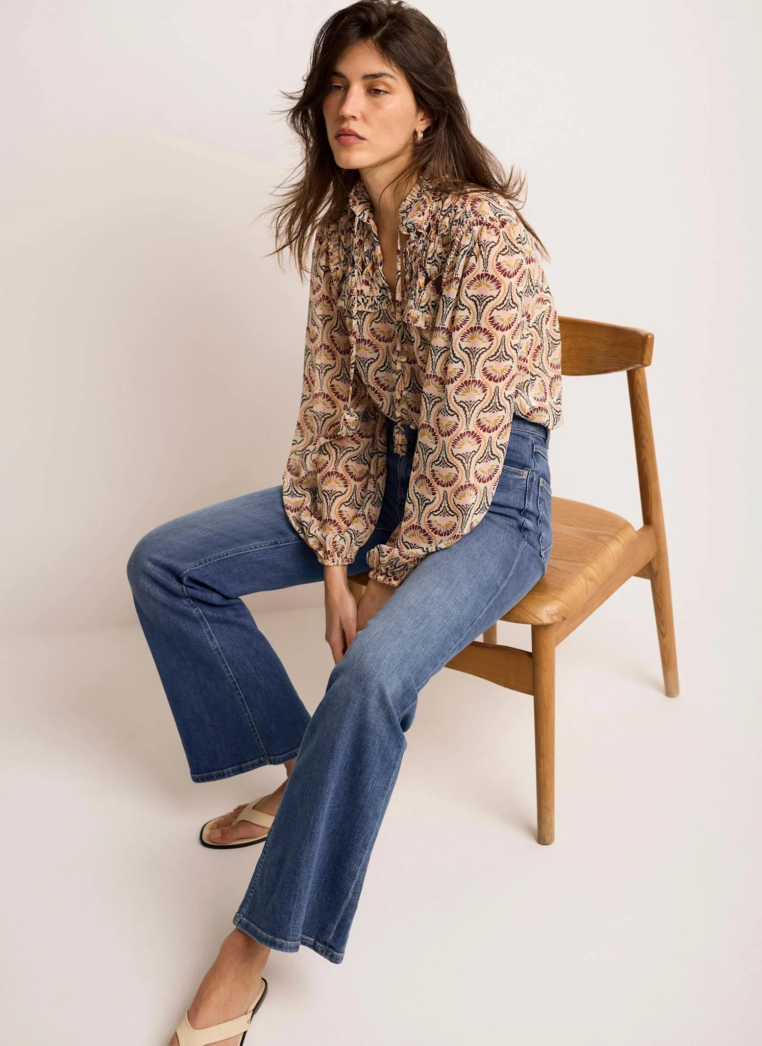 Brown Floral Print Ruffle Blouse - Image 5