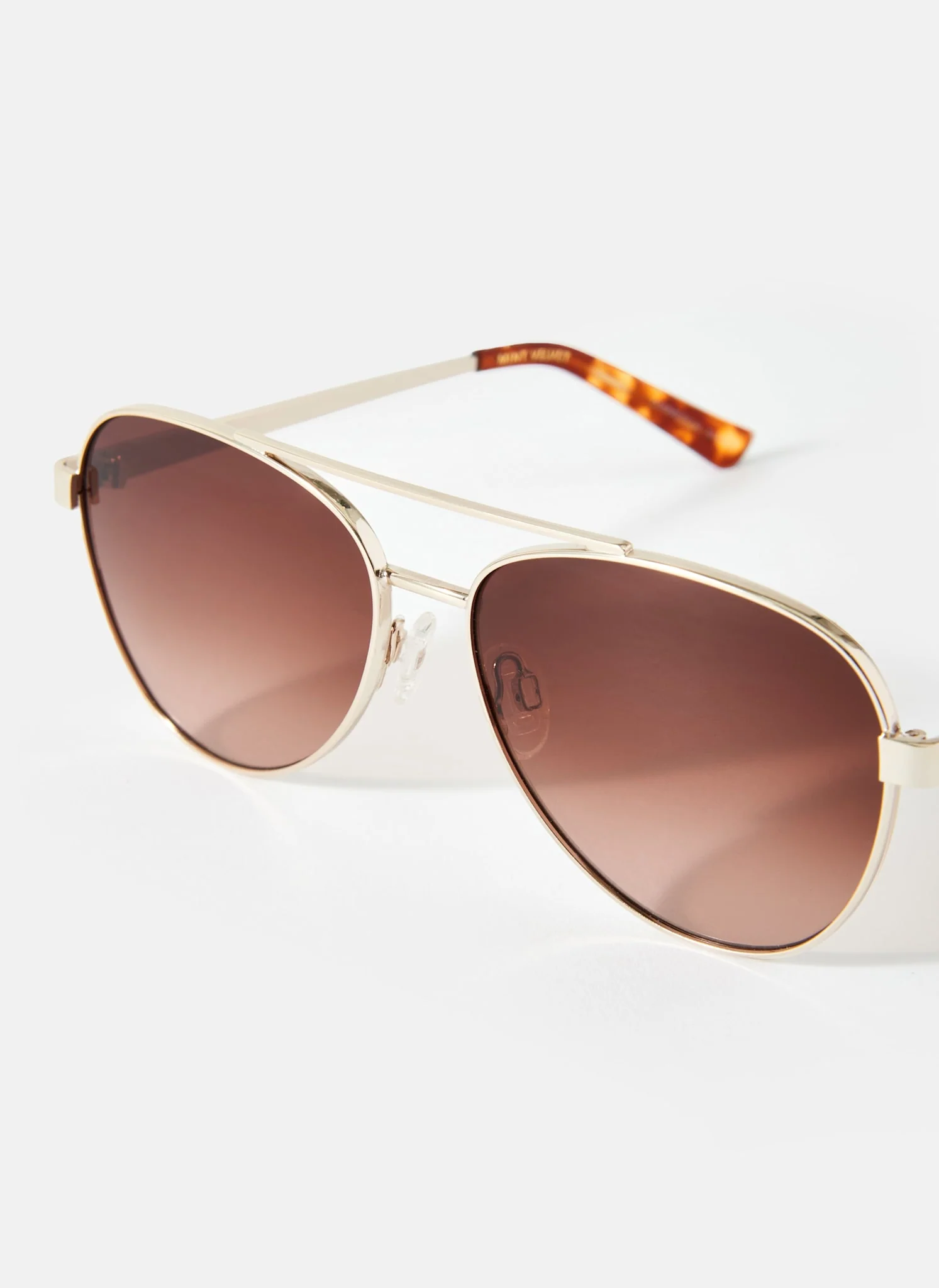 Gold Tone Gradient Aviator Sunglasses - Image 4
