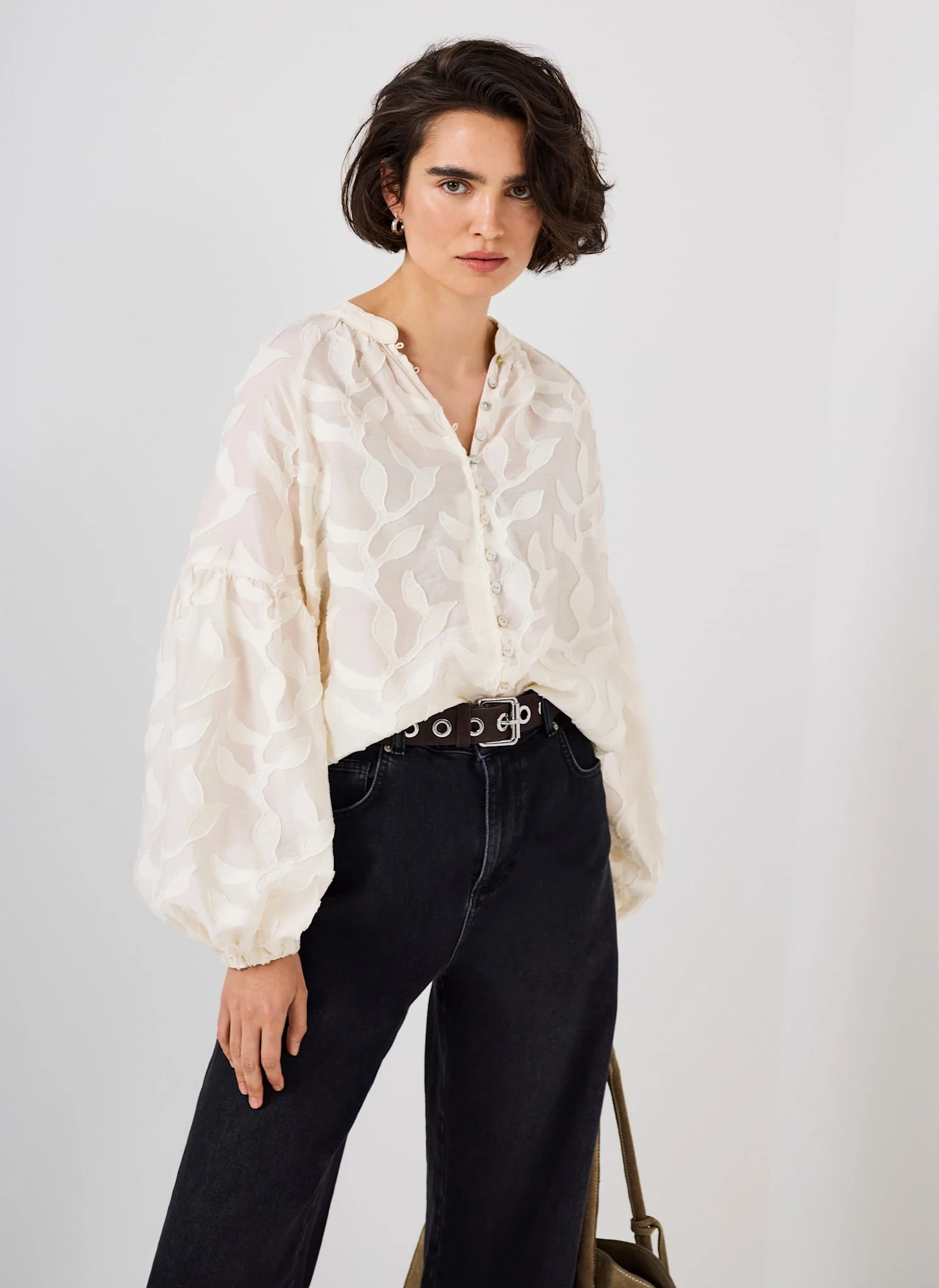 Cream Floral Jacquard Blouse - Image 5