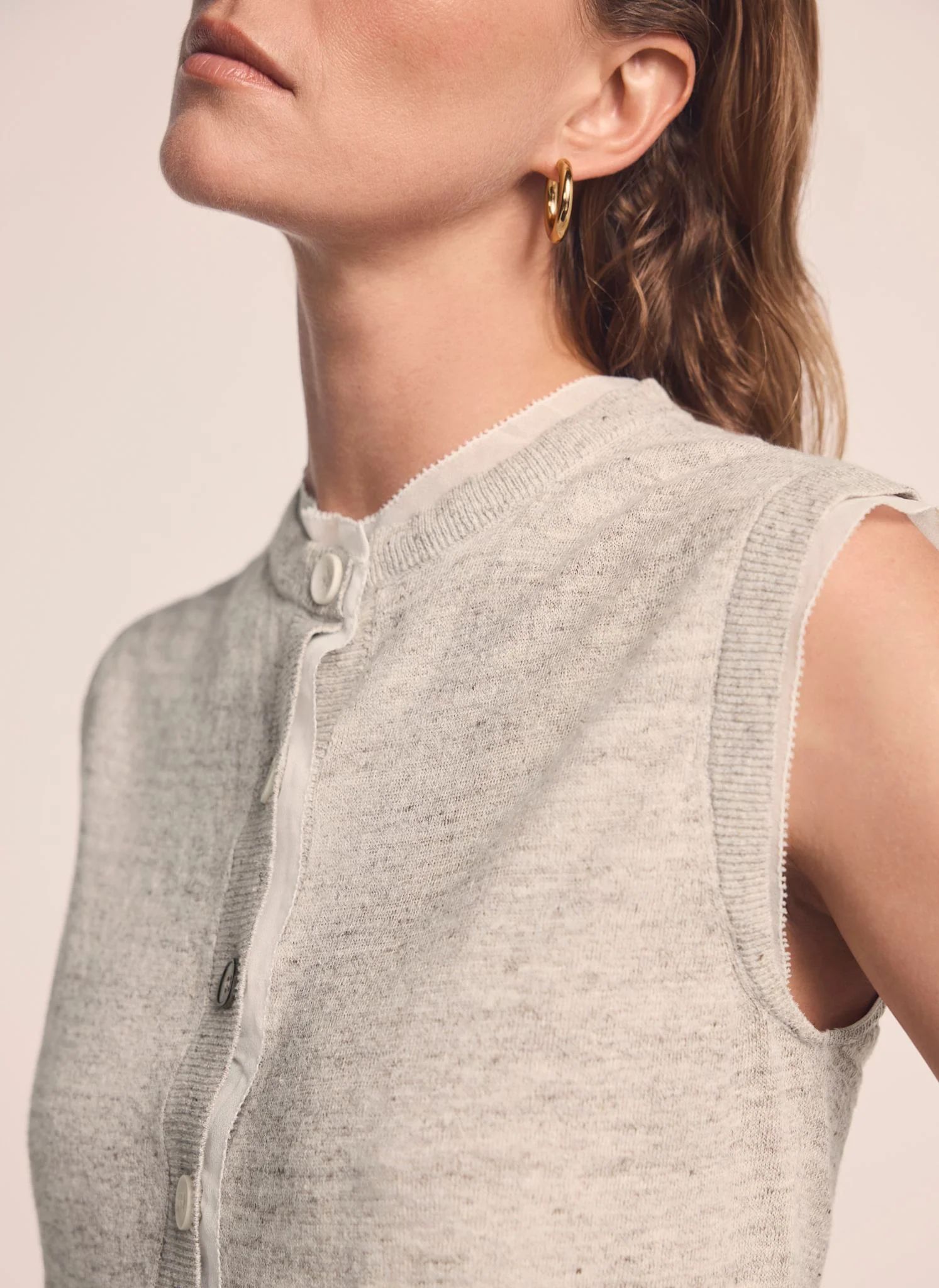 Neutral Linen Blend Sleeveless Top - Image 4