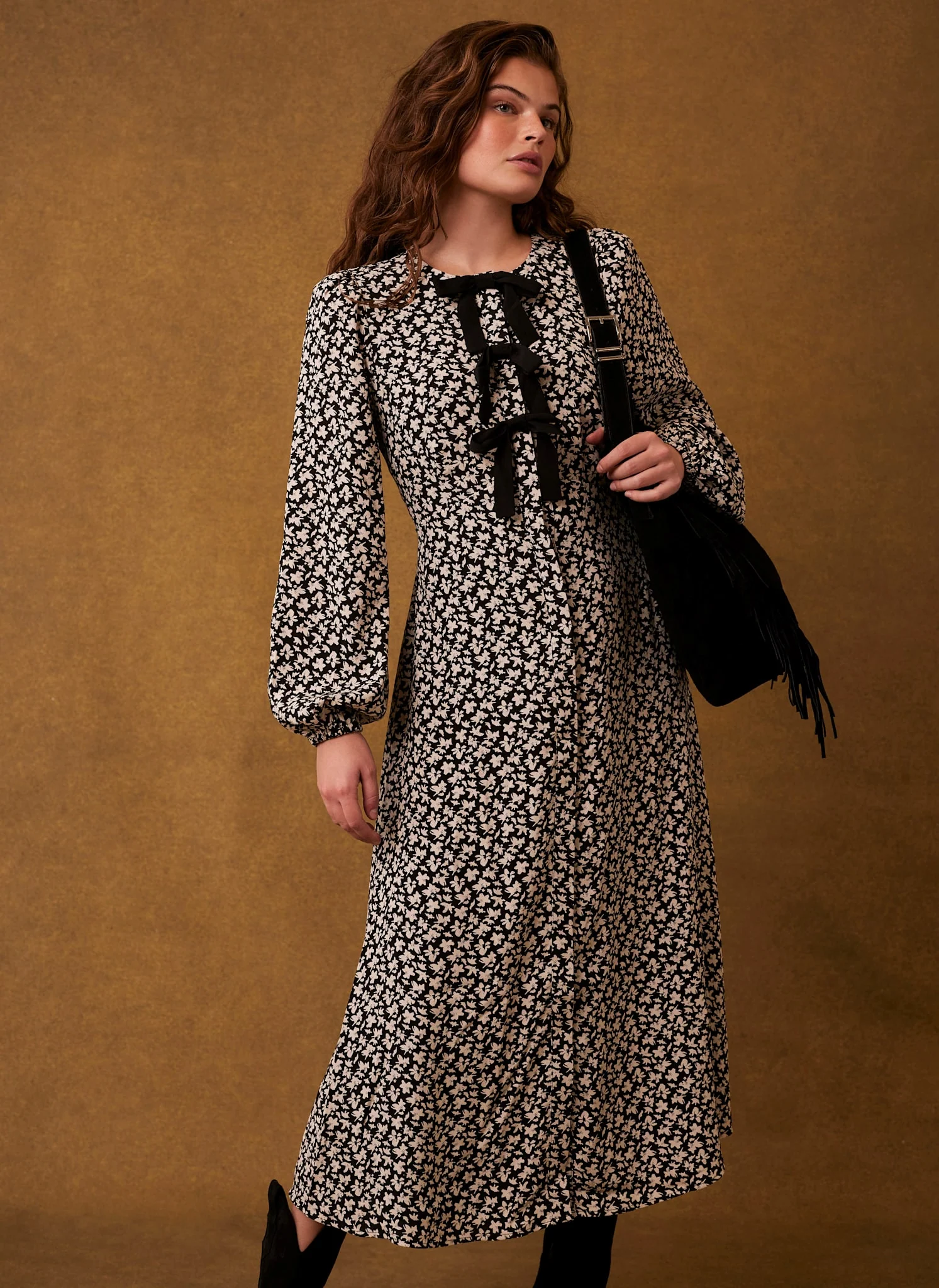 Black Floral Print Midi Dress - Image 2