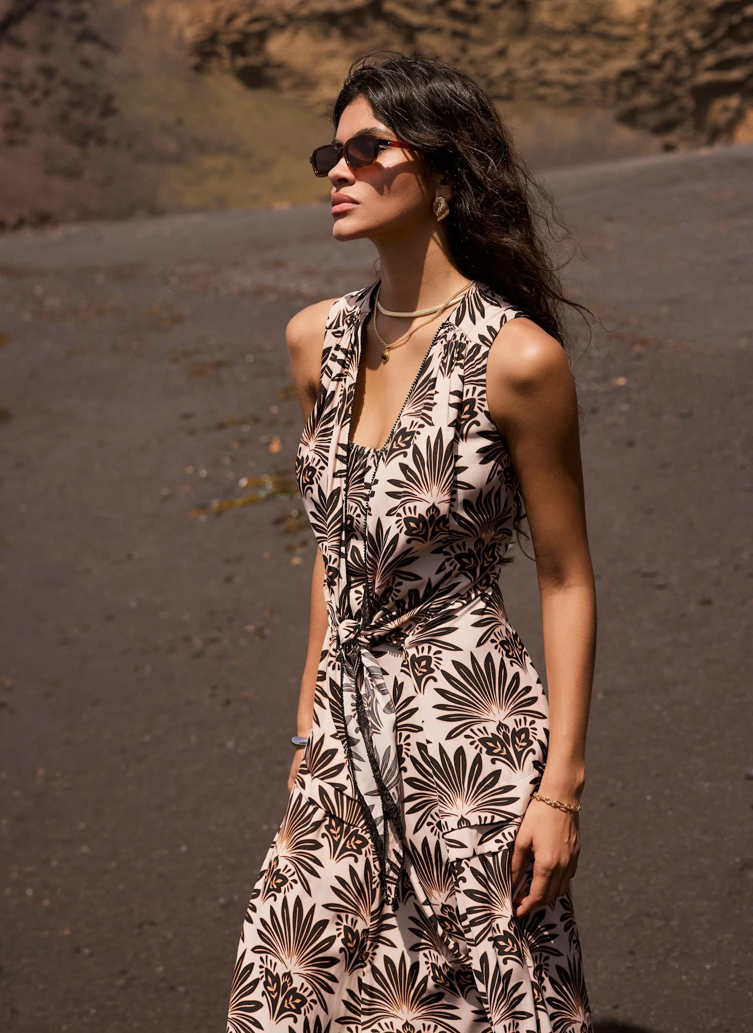 Neutral Geo Print Midi Dress - Image 5