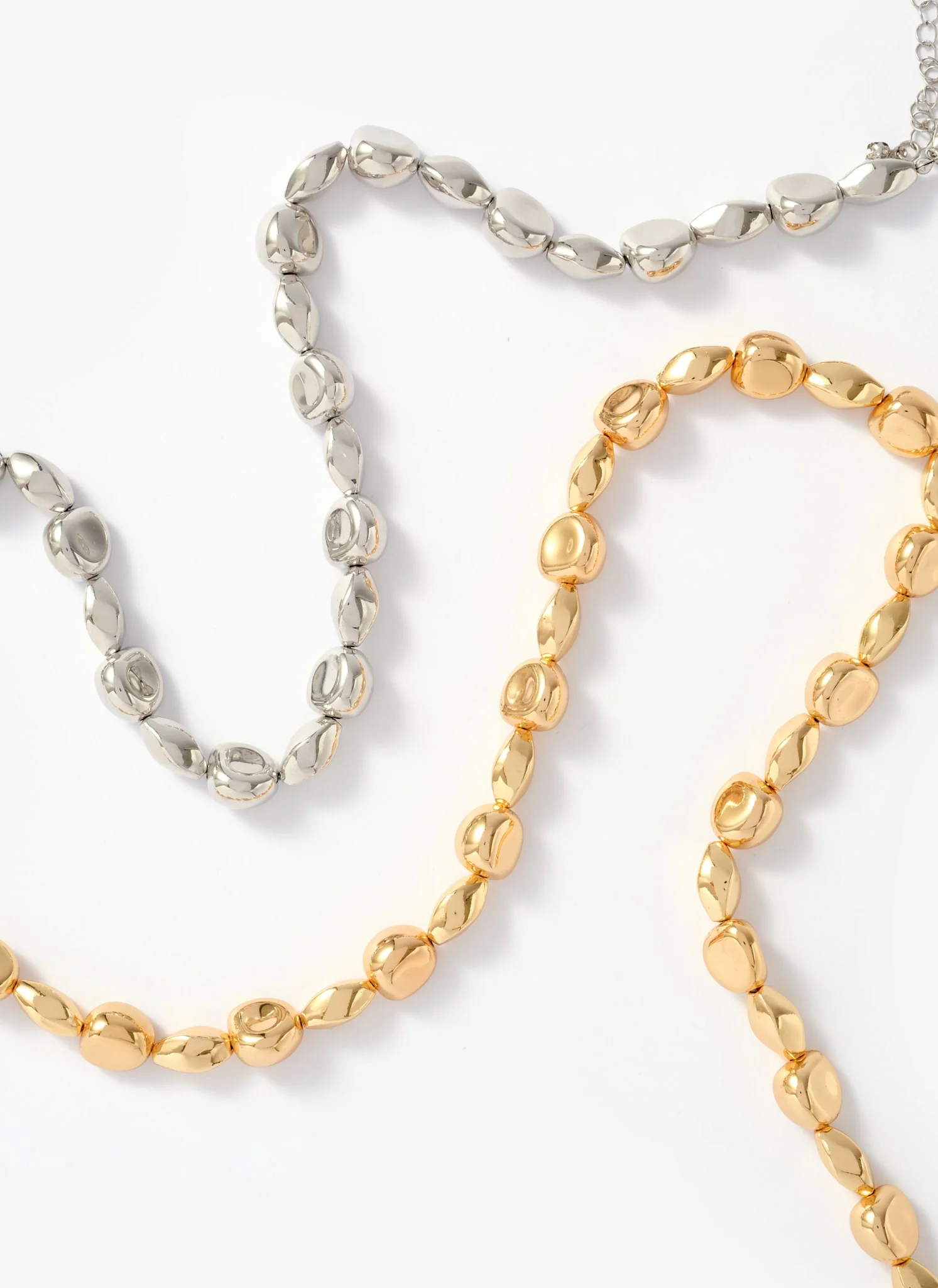 Gold Tone Beaded Necklace - Image 3