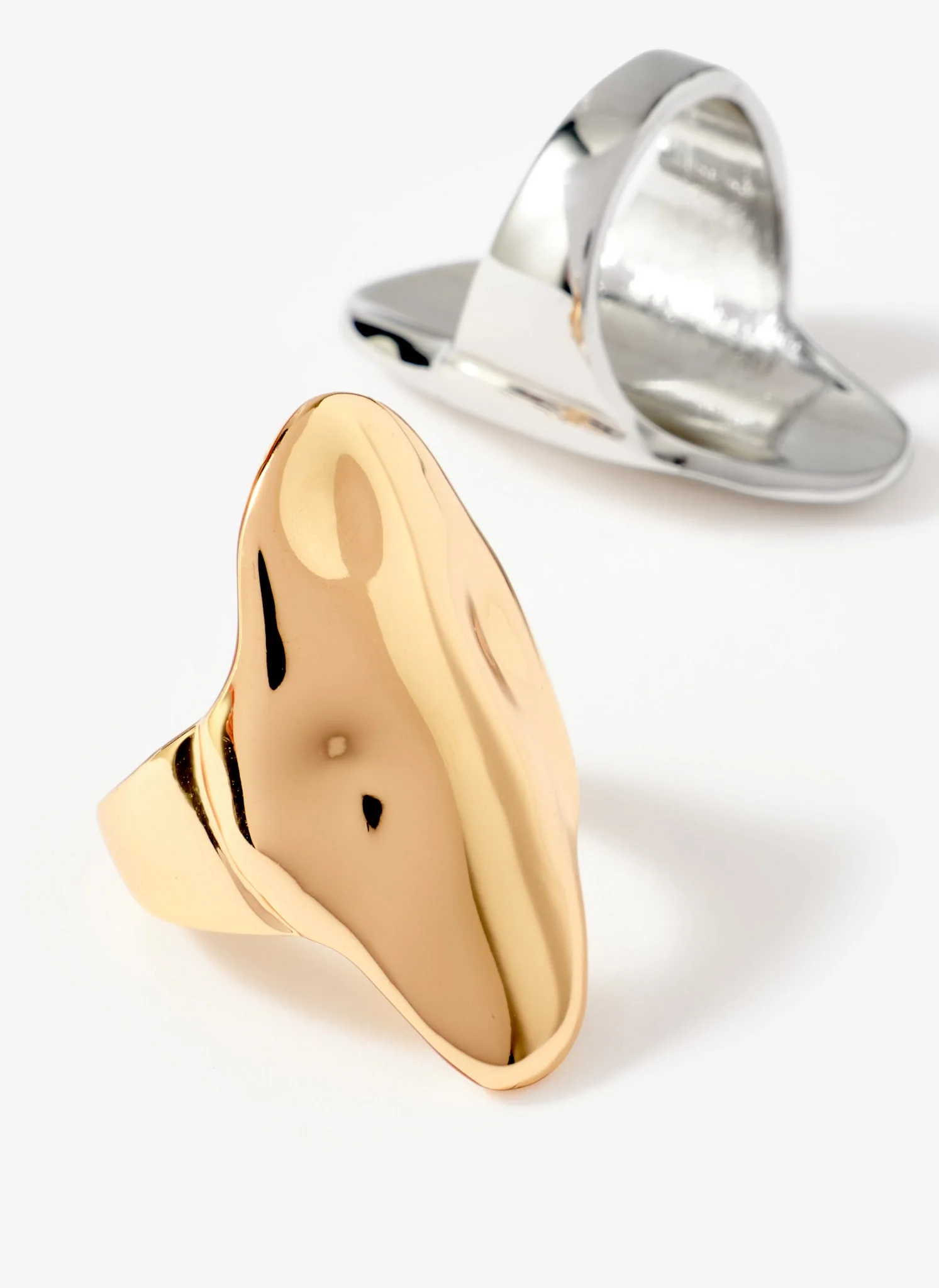 Gold Tone Sculptural Ring - Image 4