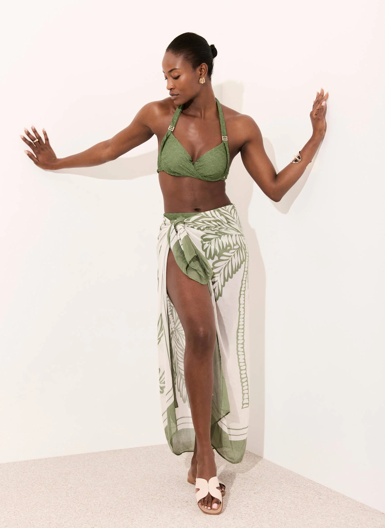 Green Palm Print Sarong - Image 4