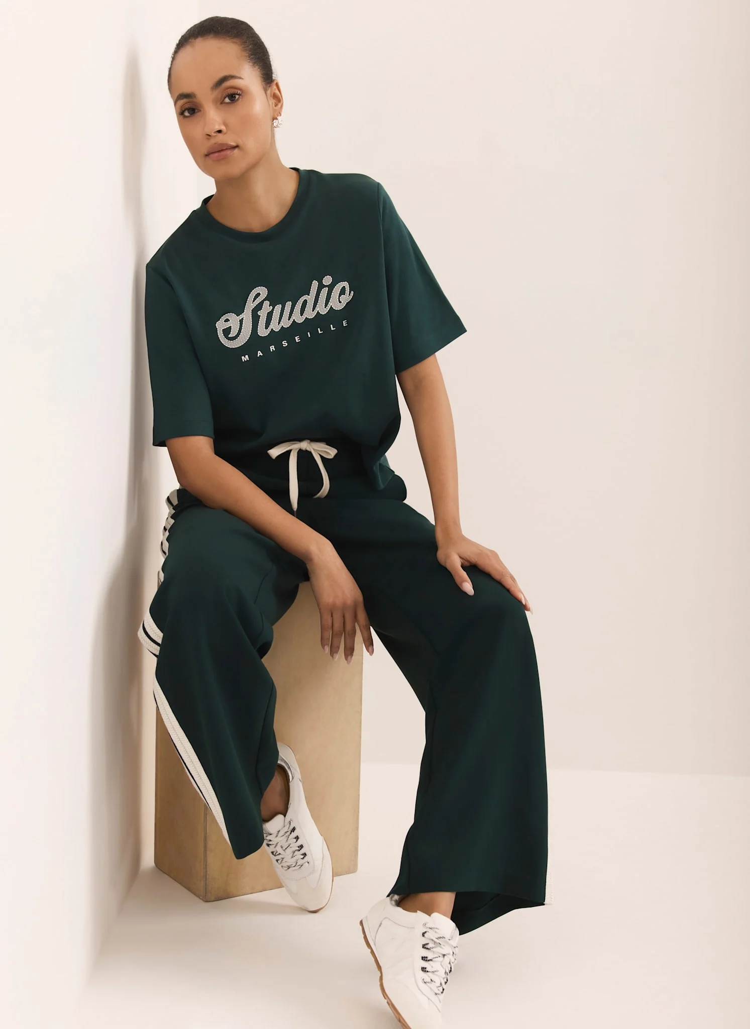 Teal Studio Graphic T Shirt - Image 2