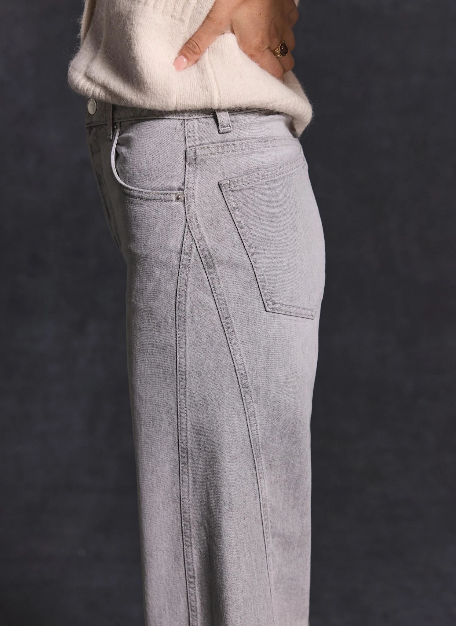 Grey Tapered Barrel Leg Jeans - Image 3