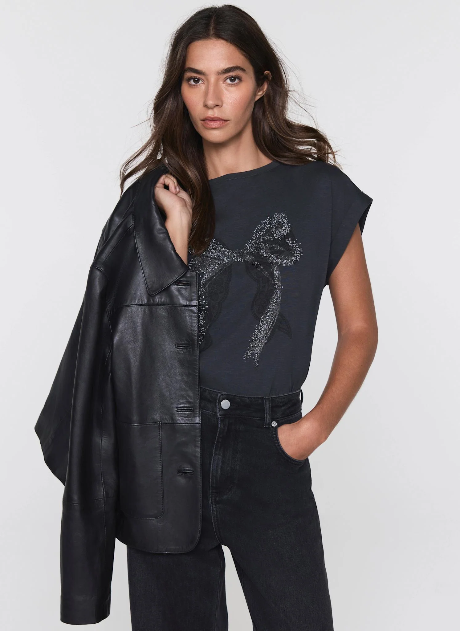 Black Cotton Bow Graphic T-Shirt