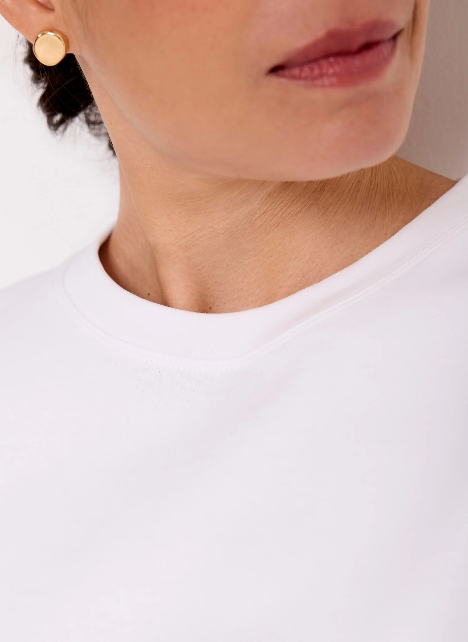 White Cotton Slim Fit T-Shirt - Image 5