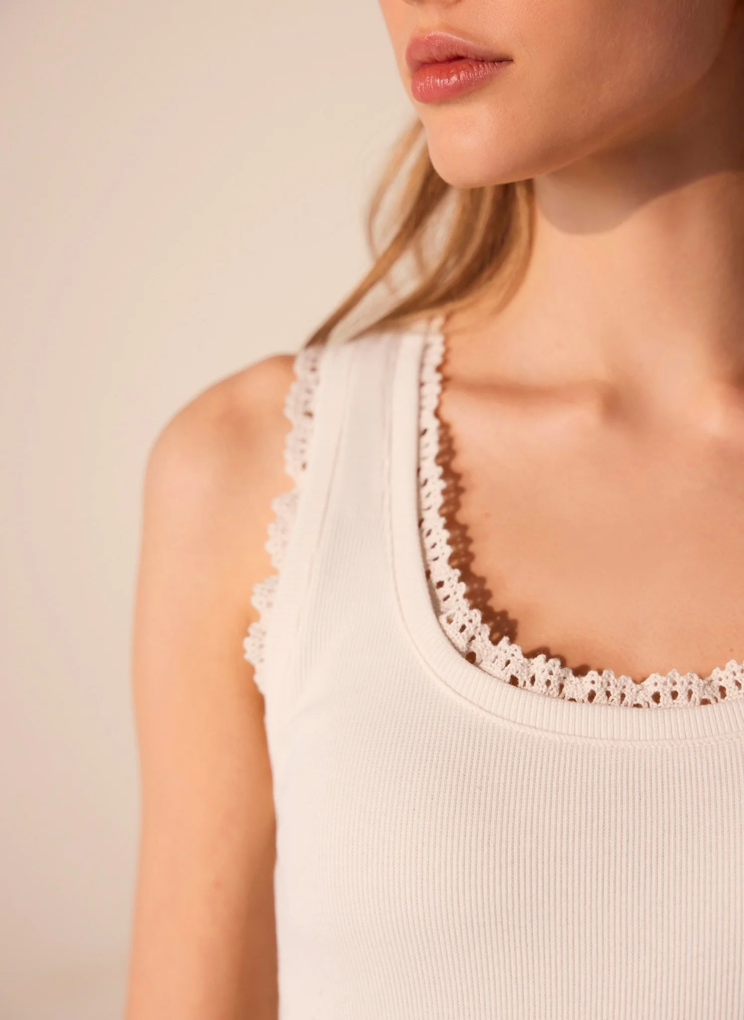 White Crochet Trim Vest Top - Image 5