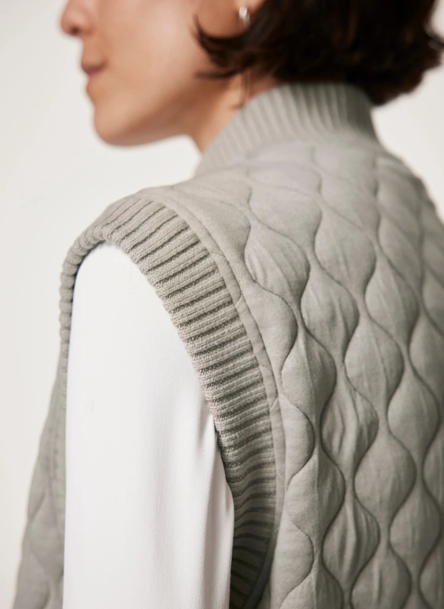 Khaki Quilted Cotton Blend Gilet - Image 5