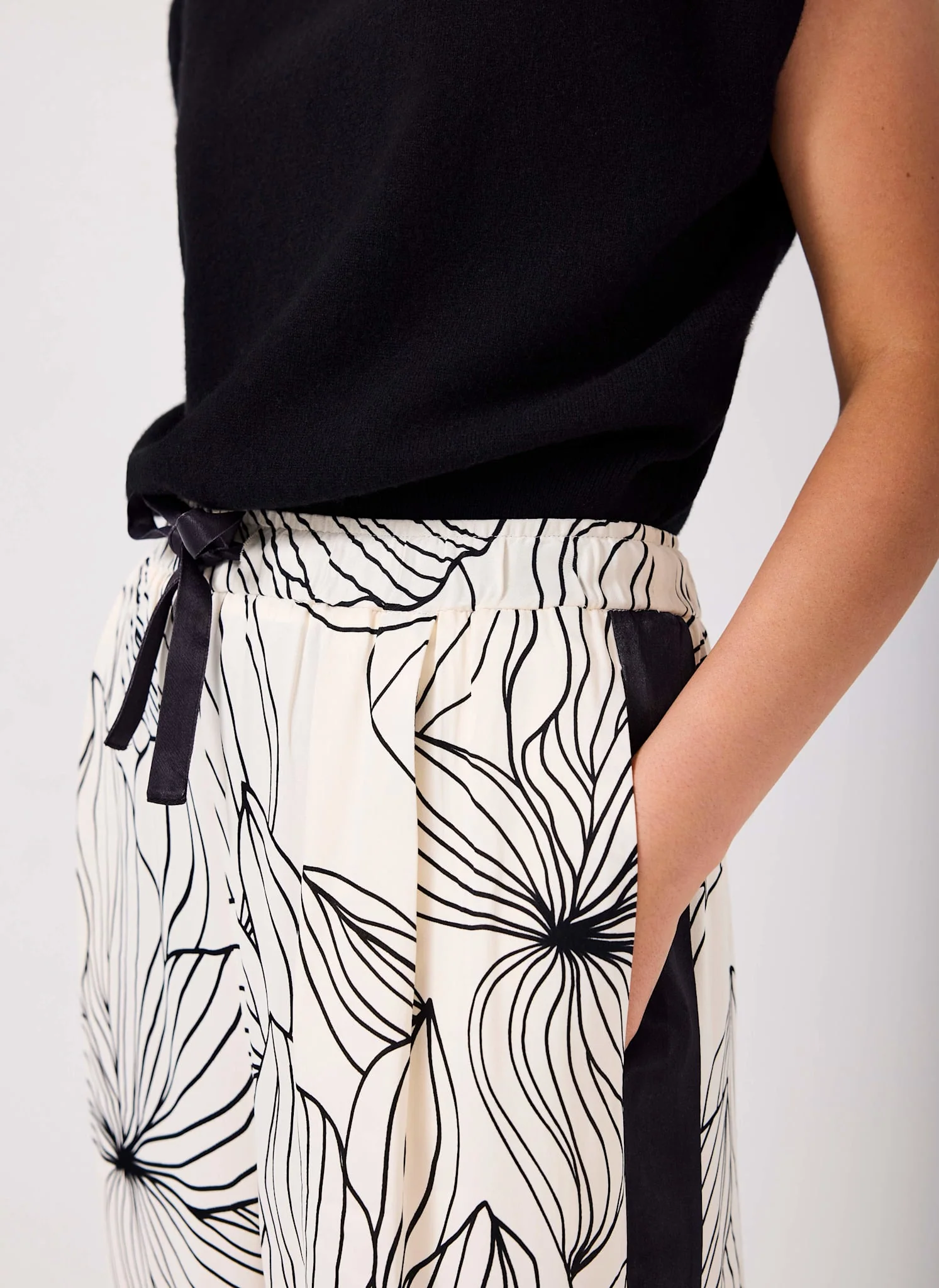 Cream Floral Print Wide Satin Trousers - Image 4