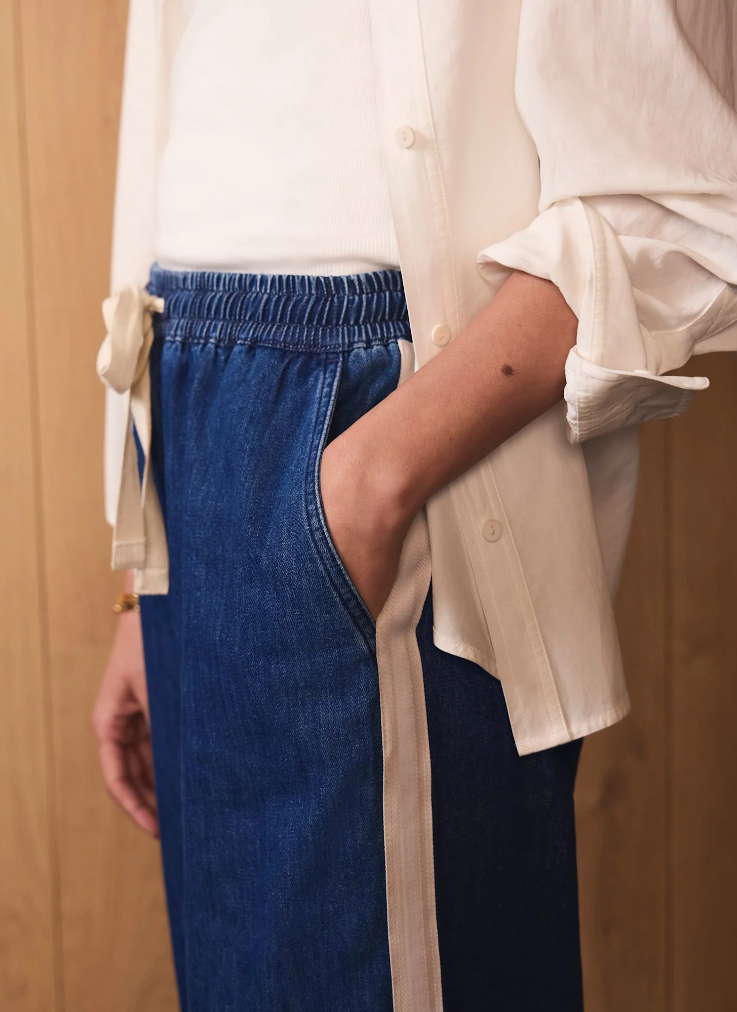 Indigo Tie Waist Side Stripe Wide Jeans - Image 4