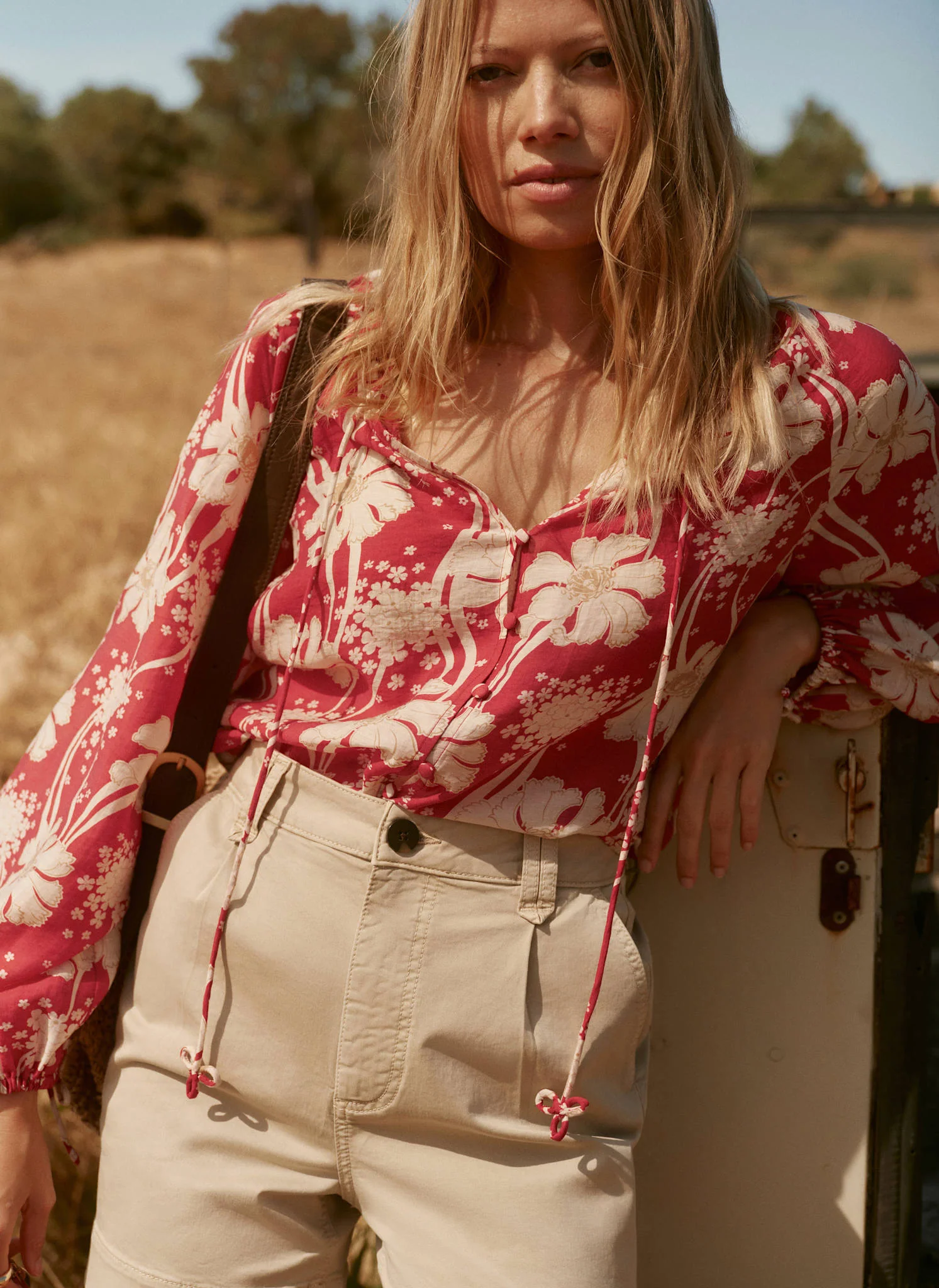 Neutral Cotton Blend Chino Shorts - Image 5
