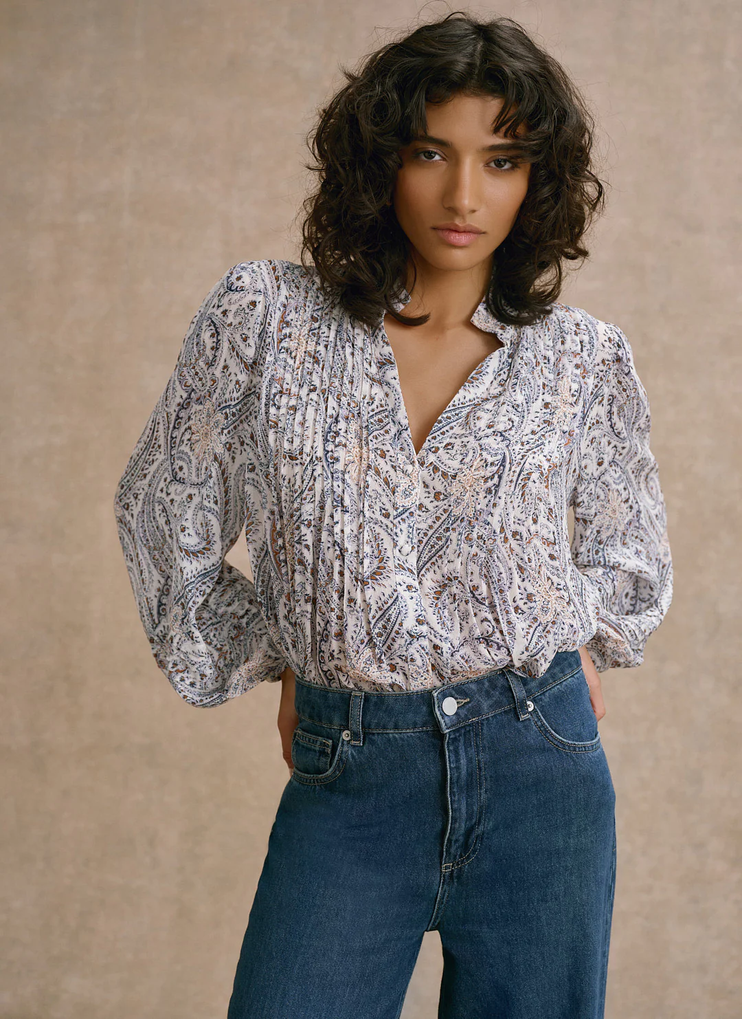 Neutral Paisley Print Blouse - Image 3