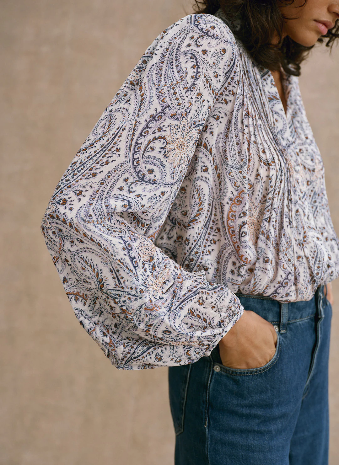 Neutral Paisley Print Blouse - Image 5