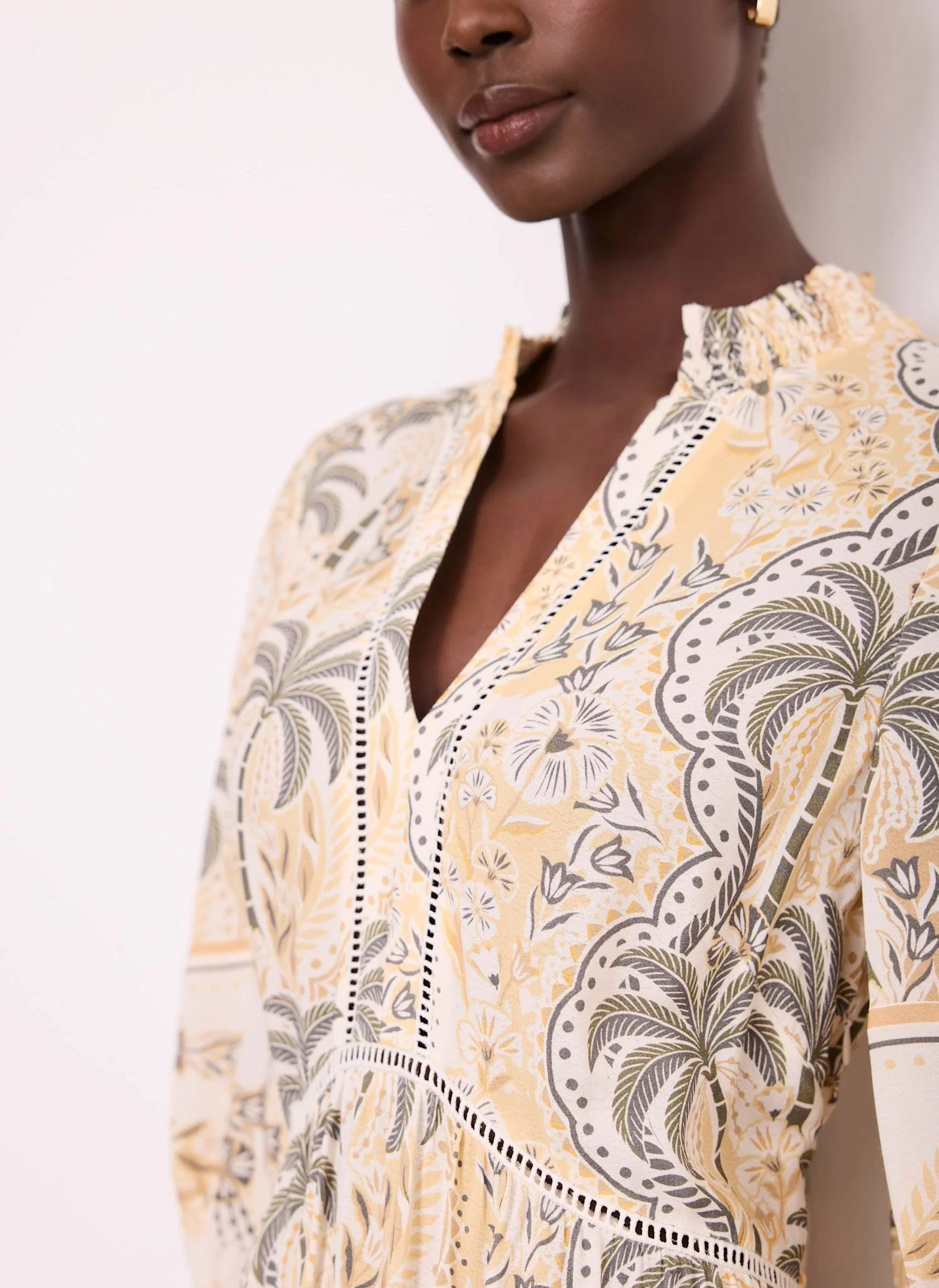 Neutral Palm Print Maxi Dress - Image 5