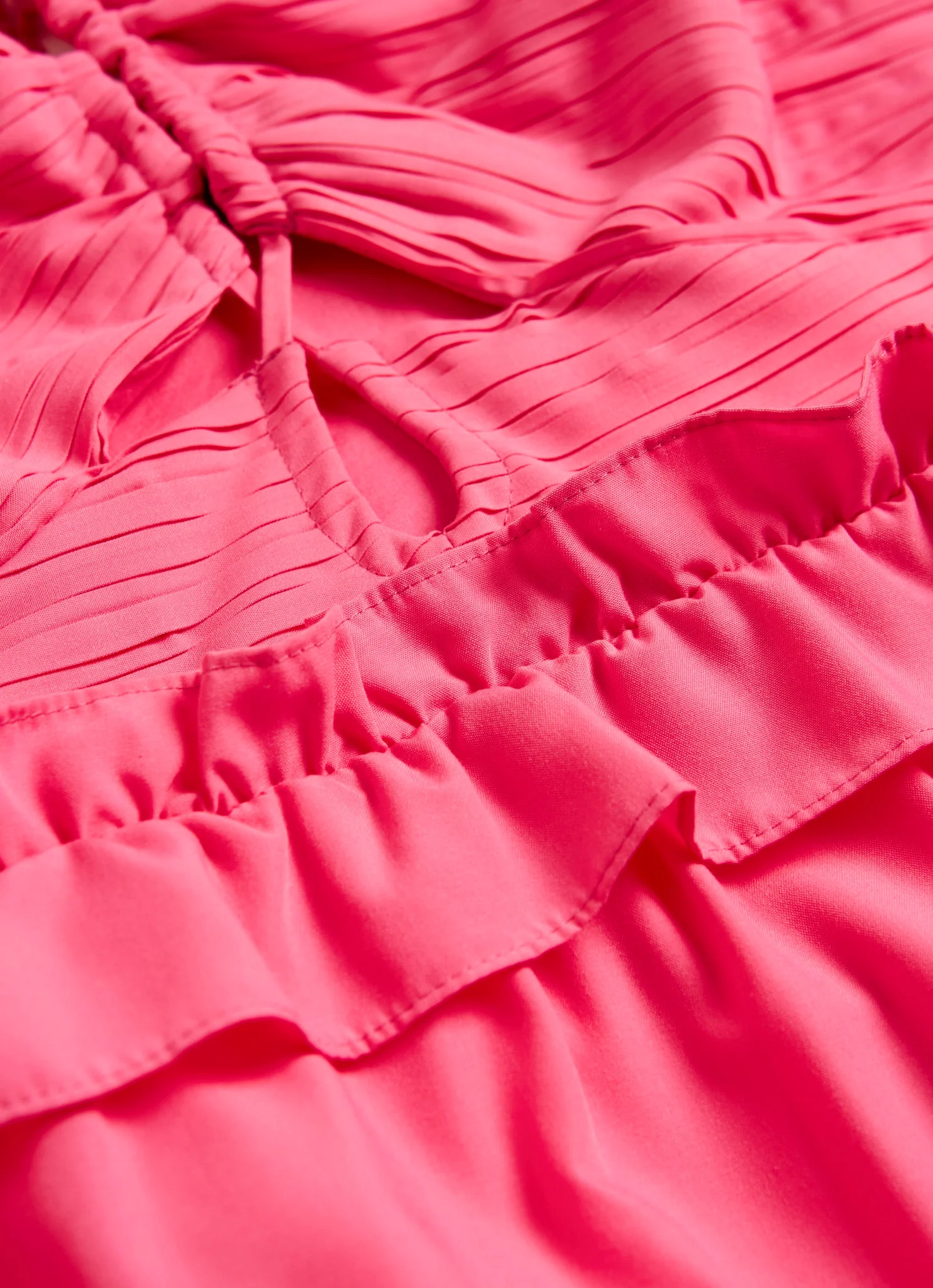 Pink Ruffle Halter Midi Dress - Image 8