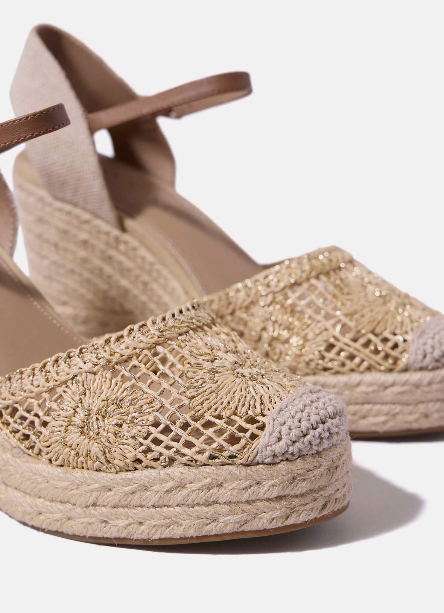 Roxy Gold Espadrille Wedge Sandals - Image 3