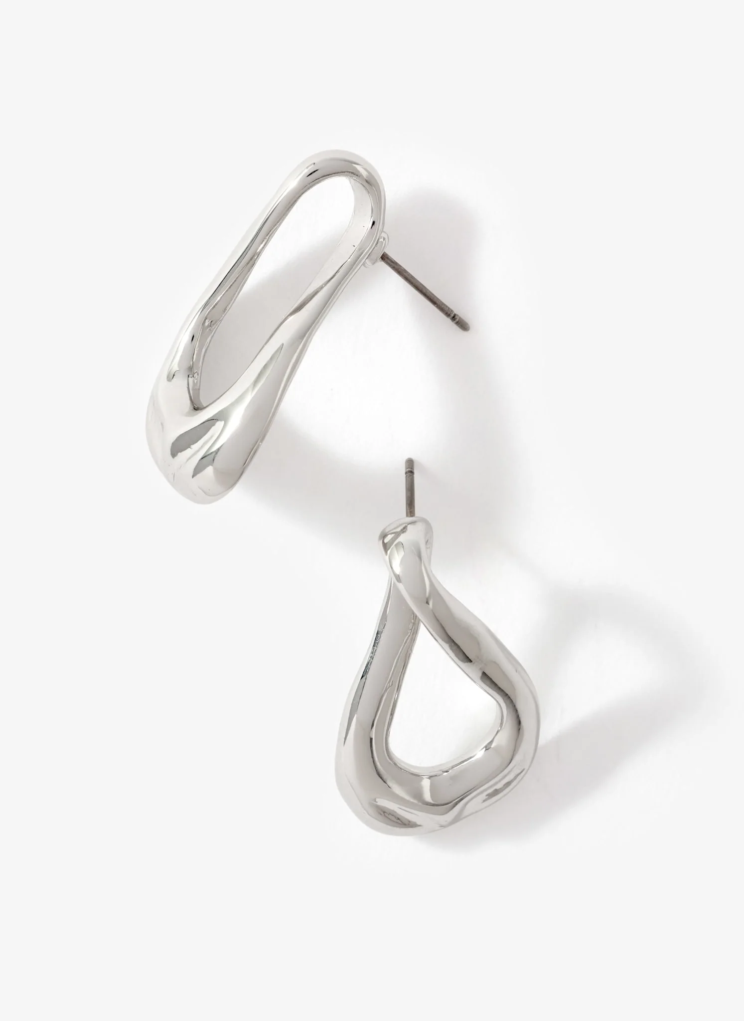 Silver Tone Sculpted Wave Earrings - Image 3