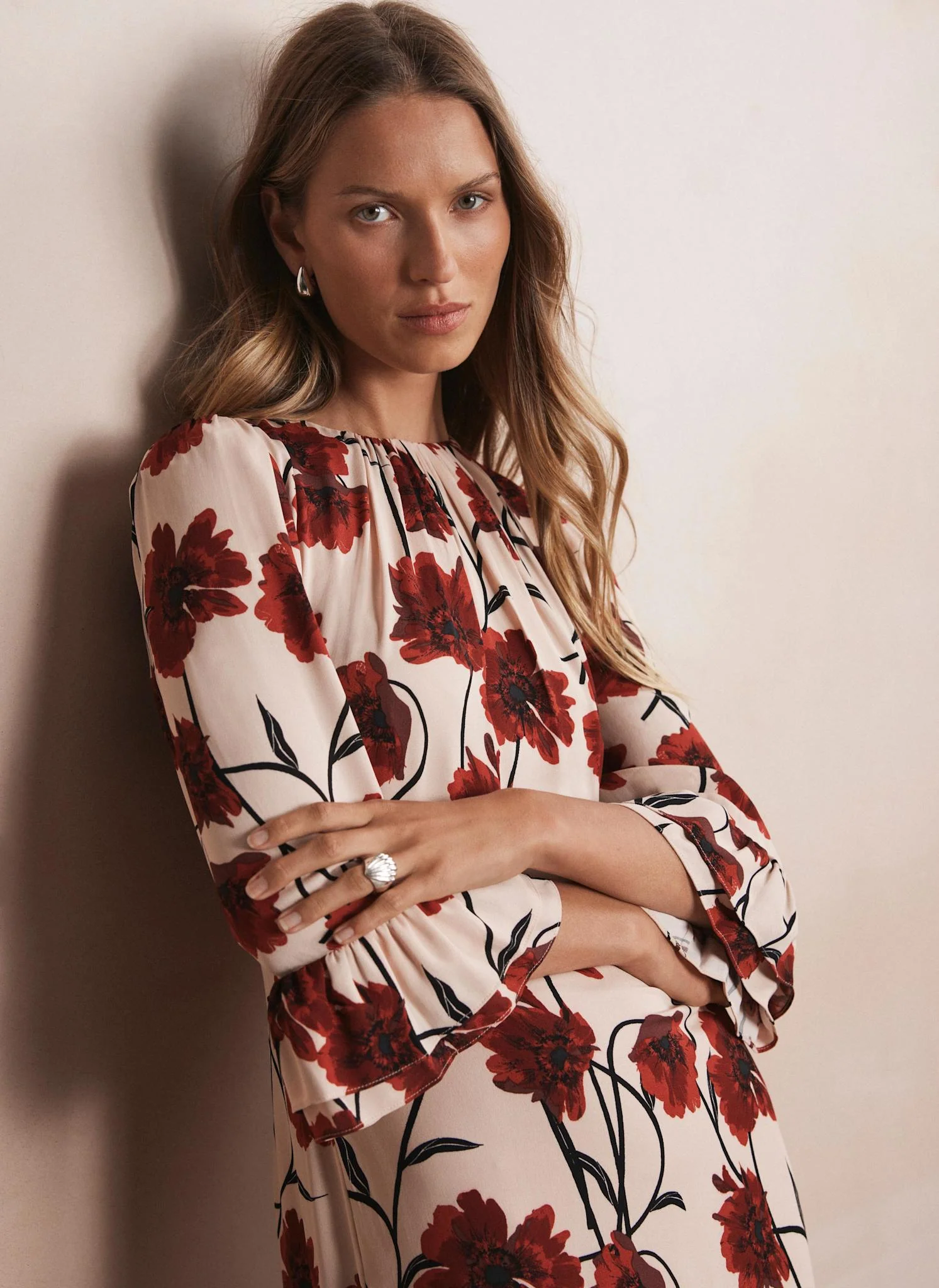 Neutral Floral Print Midi Dress - Image 4